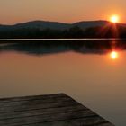 Frohe Ostern mit einem Sonnenuntergang über den Eierbergen