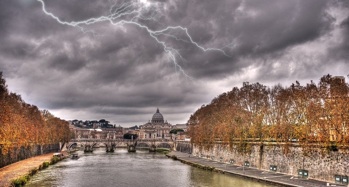 From Ponte Umberto I