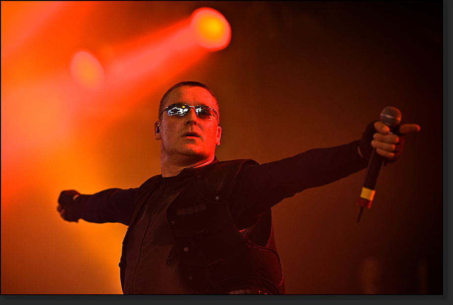 Front 242 *