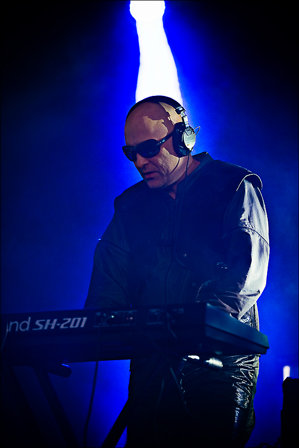 Front 242 **