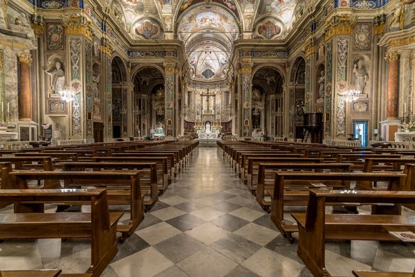 ***      frontalblick........       ***