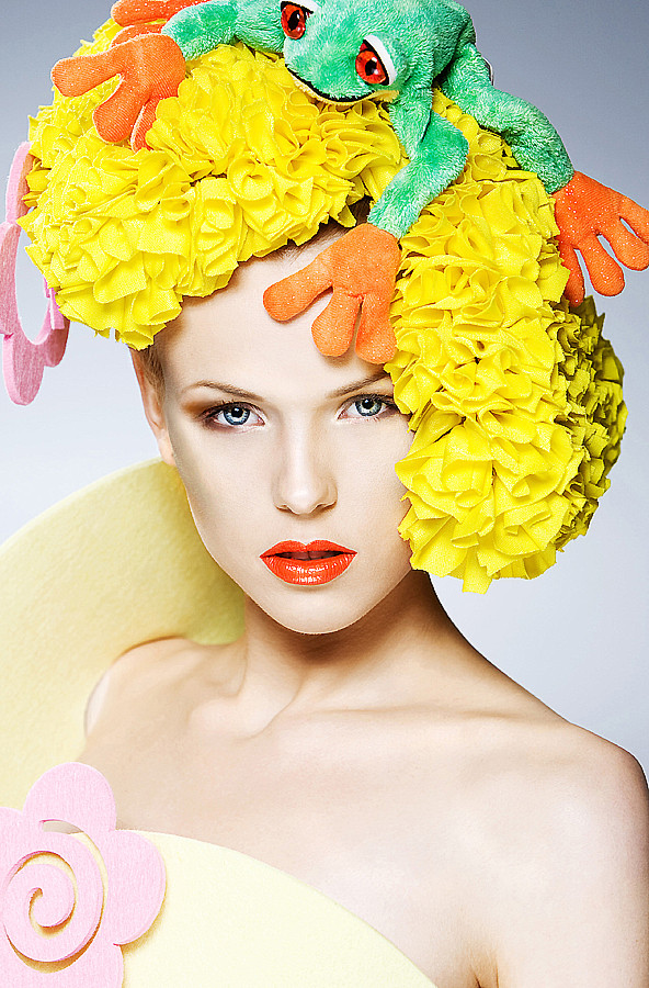 Froschkonigin Foto Bild Fashion Make Up Hairstyling Frauen Bilder Auf Fotocommunity