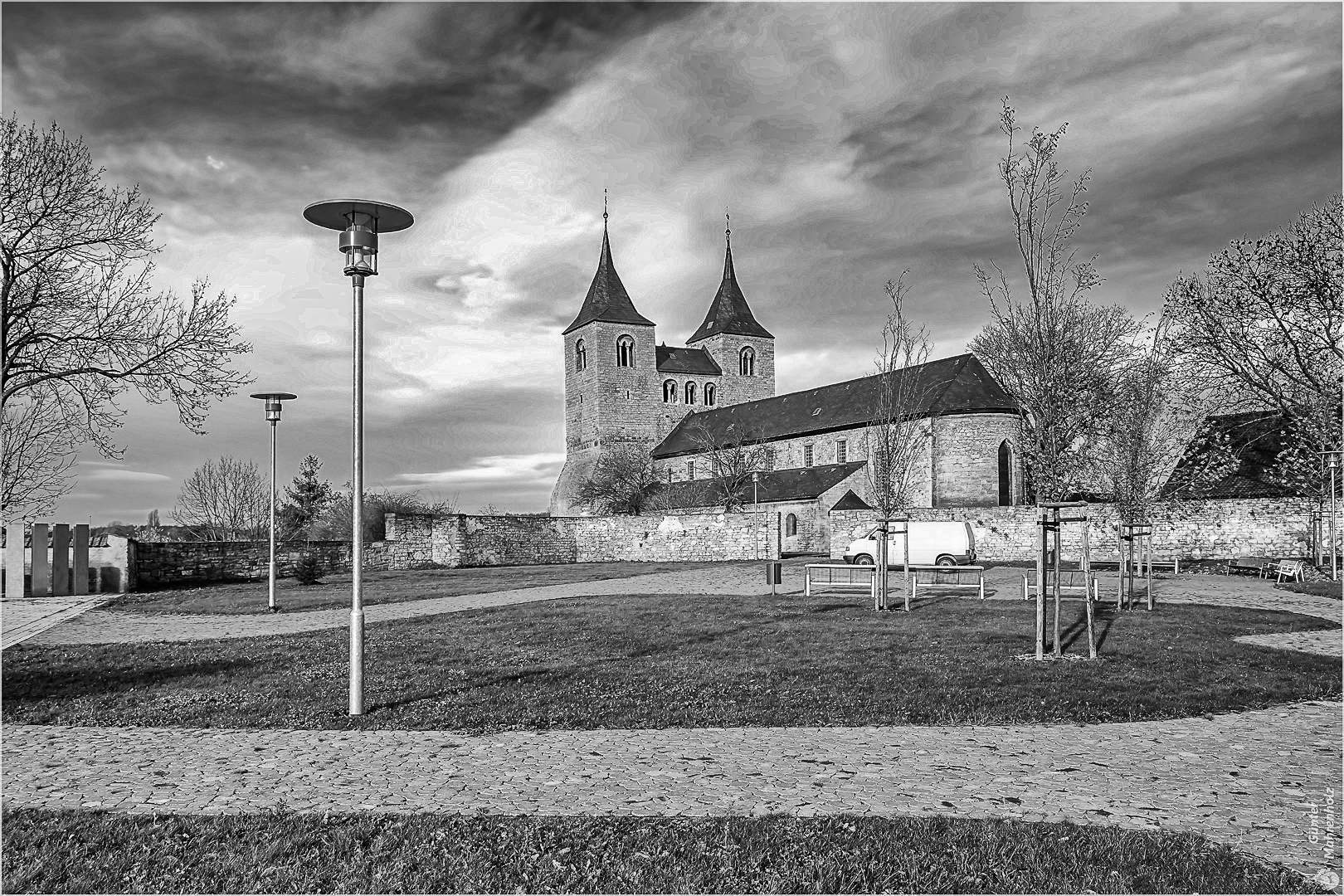 Frose, Blick zur Stiftskirche St. Cyriakus