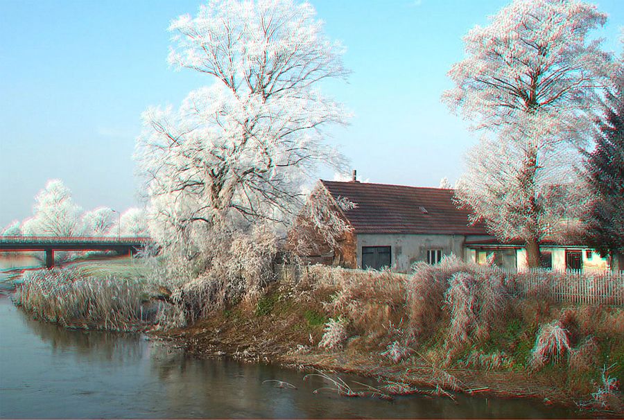 Frost am Ufer