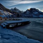 Frostiger Abend am Bergsee