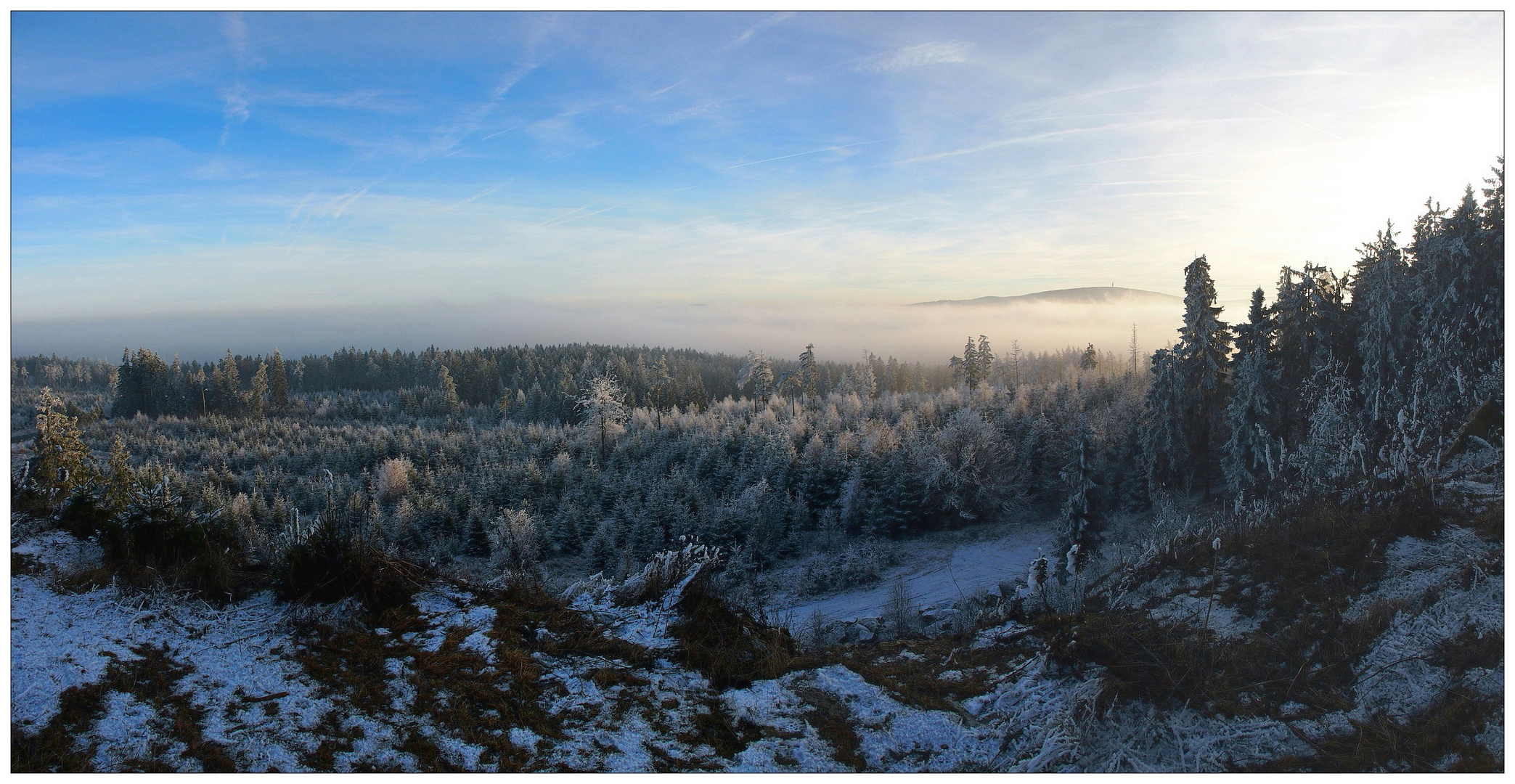 Frostiger Blick zum Schneeberg