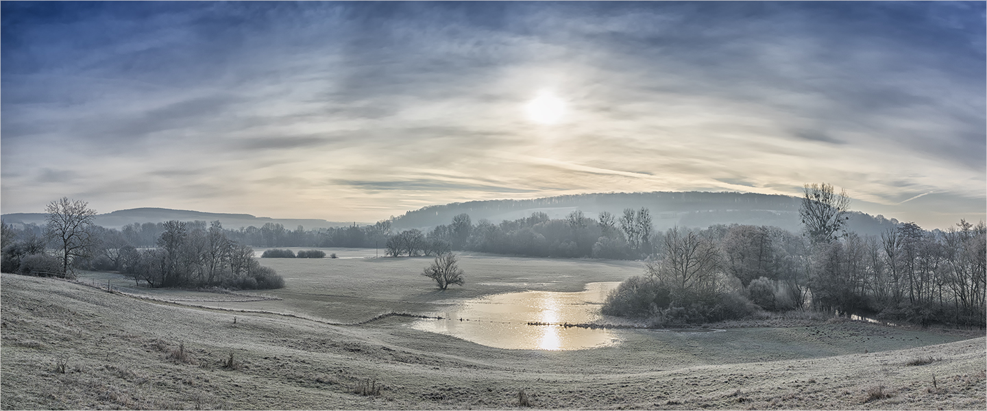 frostiger bliestalblick Foto &amp; Bild | wald, wasser, januar Bilder auf ...