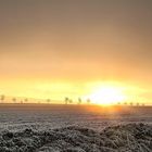 Frostiger Sonnenaufgang 