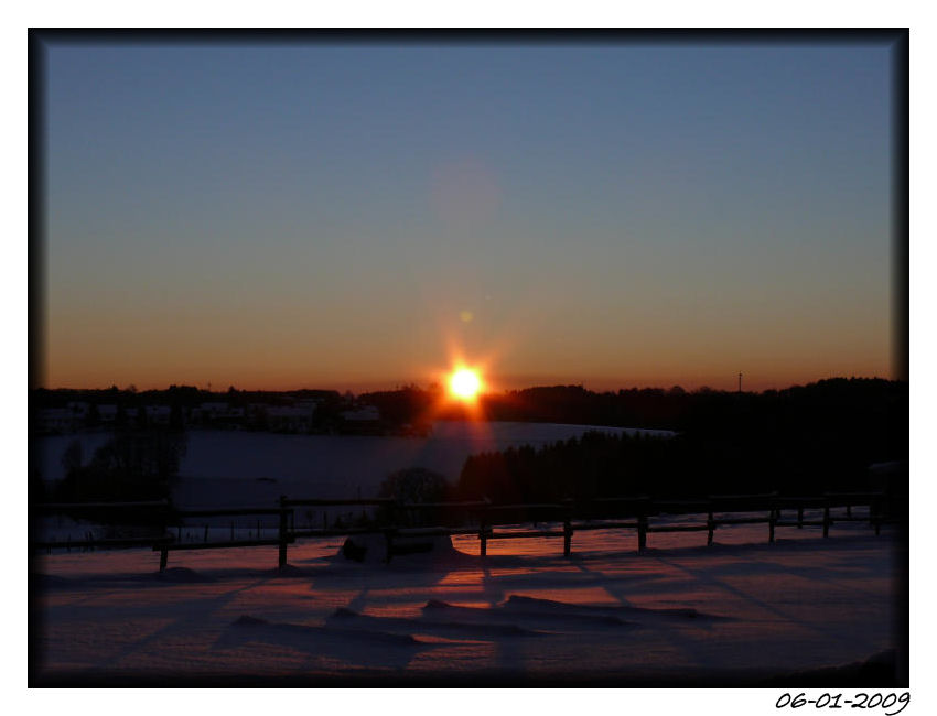 Frostiger Sonnenaufgang 2