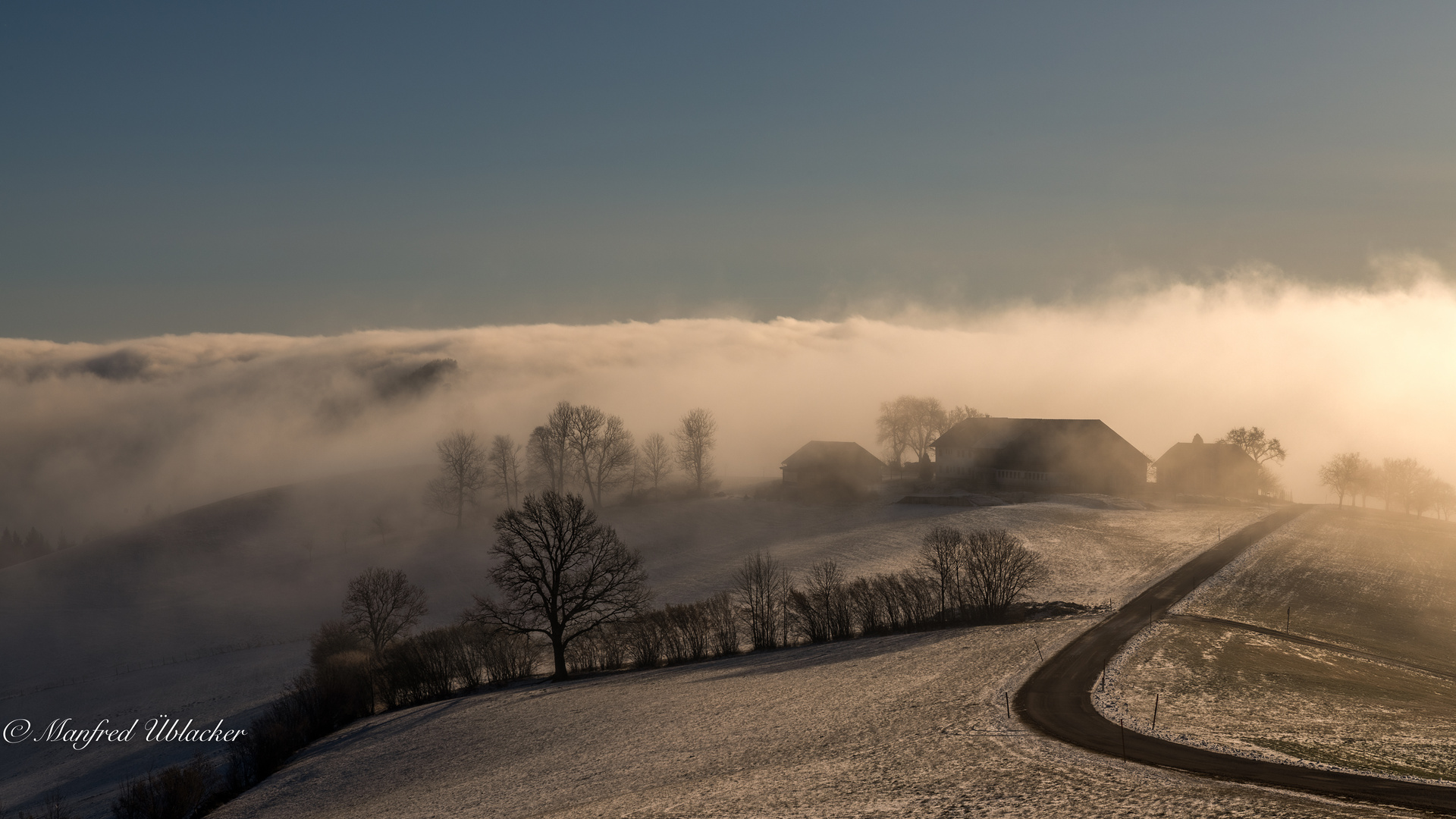 frostiger Sonnenaufgang ...