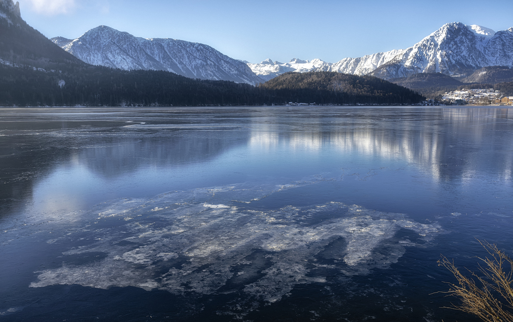 frostiges BLAU