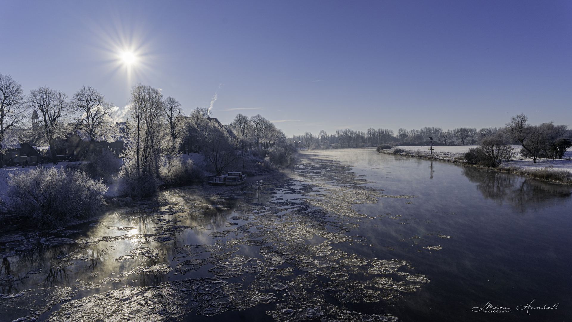 Frostiges Weserufer