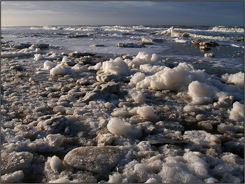 | frozen beach |