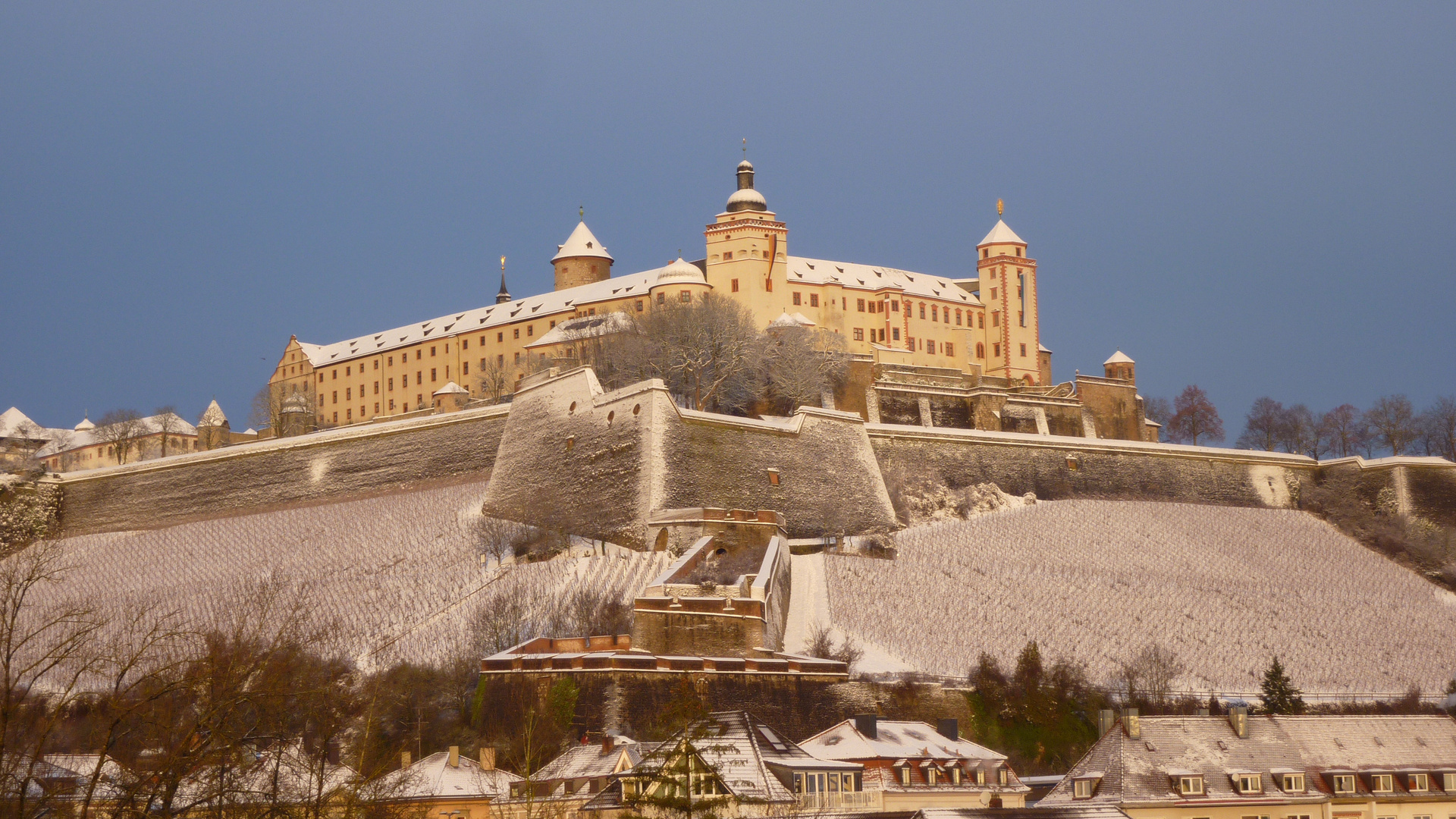 Frozen Castle - Würzburg´s Festung im Morgenlicht