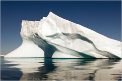 Frozen Monument • Pléneau Island