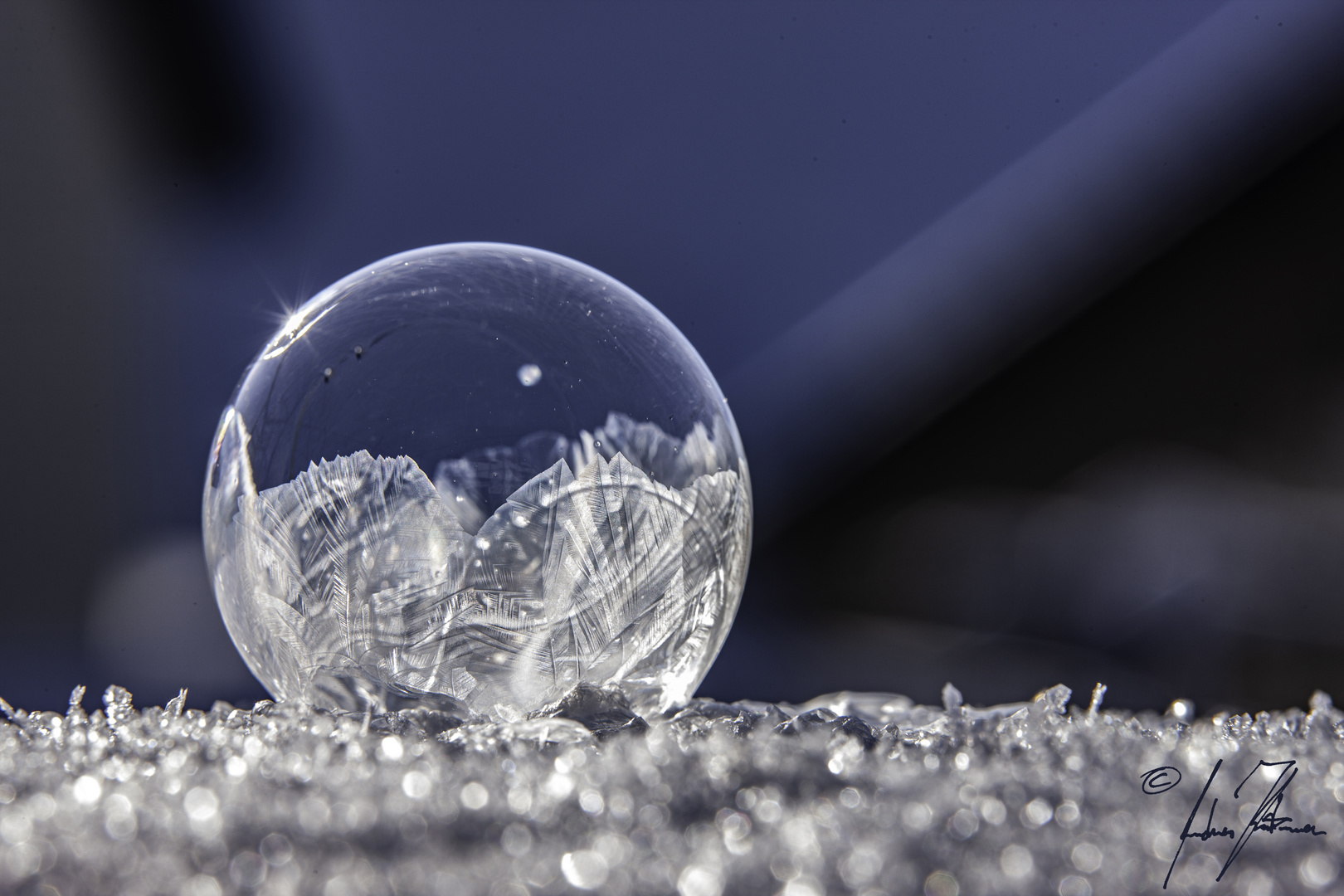 frozen_soap_bubble