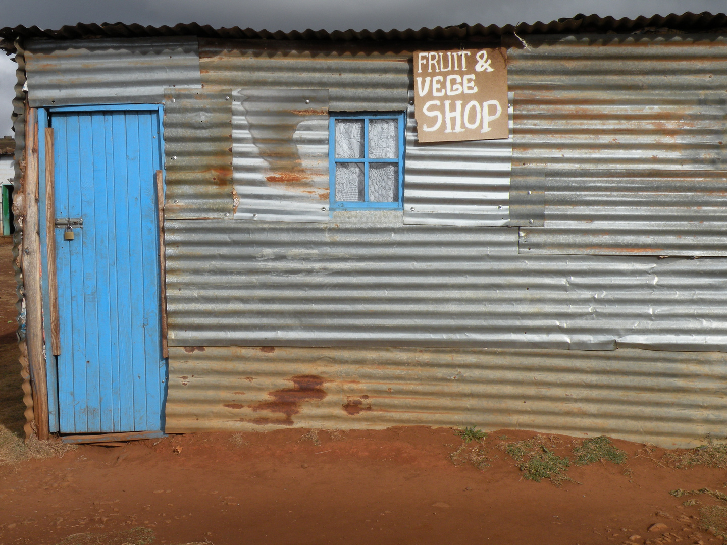 Frucht- und Gemüseladen im Hochland von Lesotho