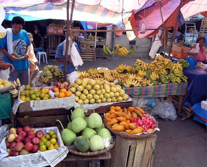 Fruchtmarkt in Danao (Cebu/Philippinen)