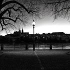 früh abends am Rhein in Basel 