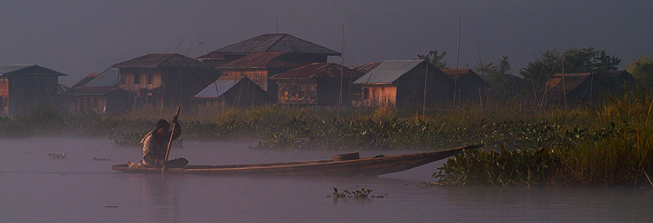 Frueh am Morgen am Inlay Lake