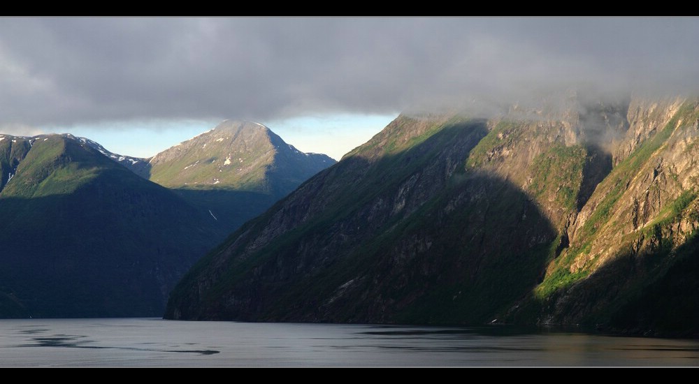 Früh am Morgen im Geirangerfjord