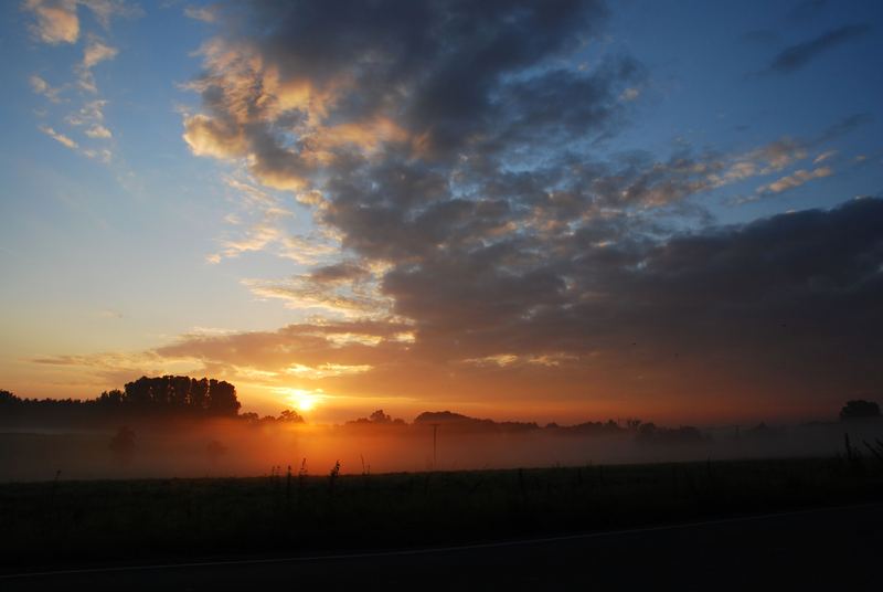 früh am Morgen wenn die Sonne auf geht...