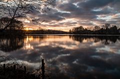 Früh am See