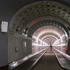 Früh im Tunnel