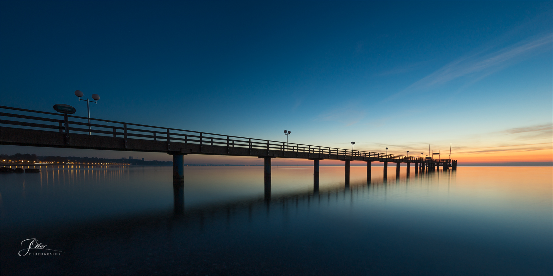 Früh morgens an der Seebrücke in Haffkrug in der Lübecker Bucht....