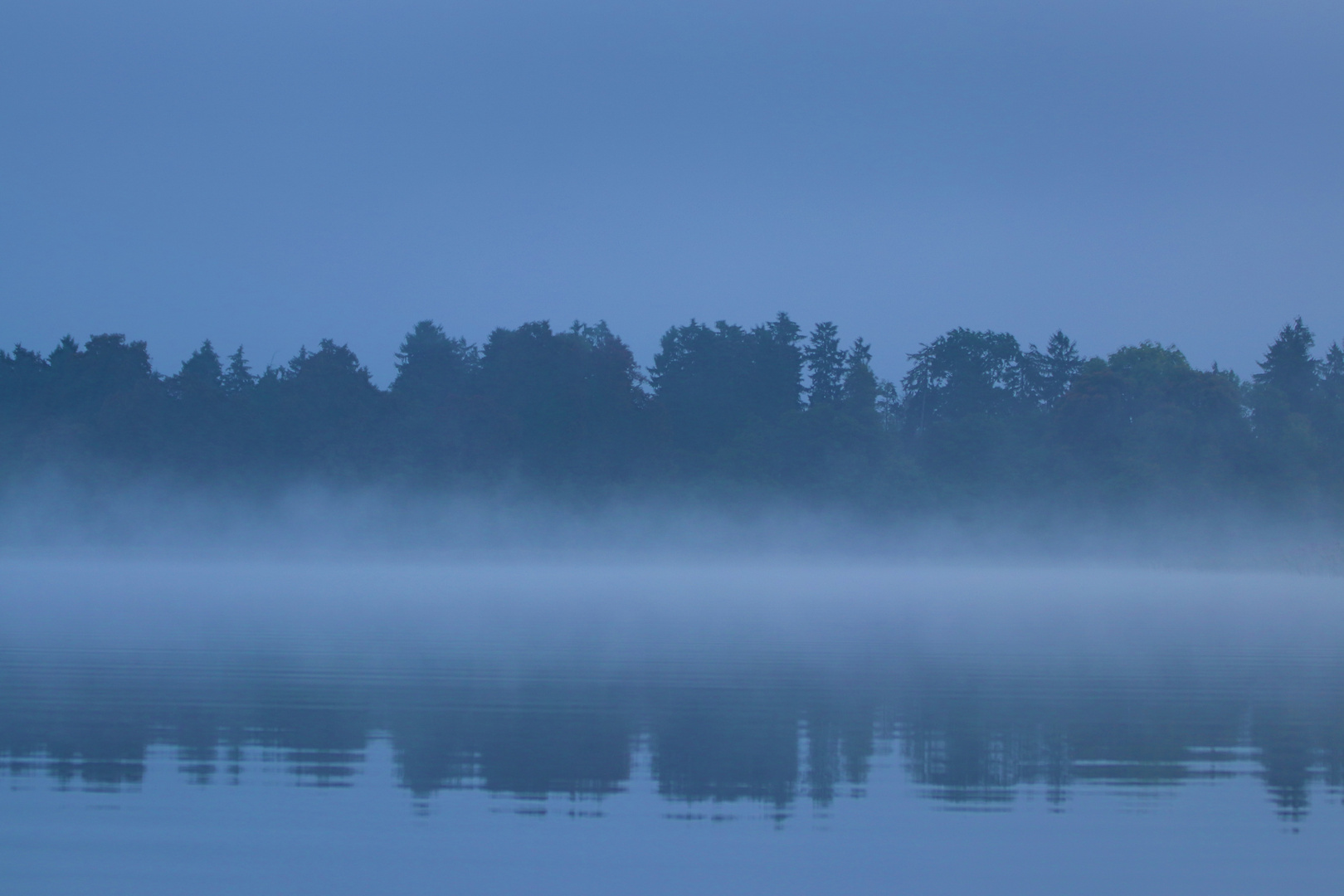 früh morgens auf dem Luzien See