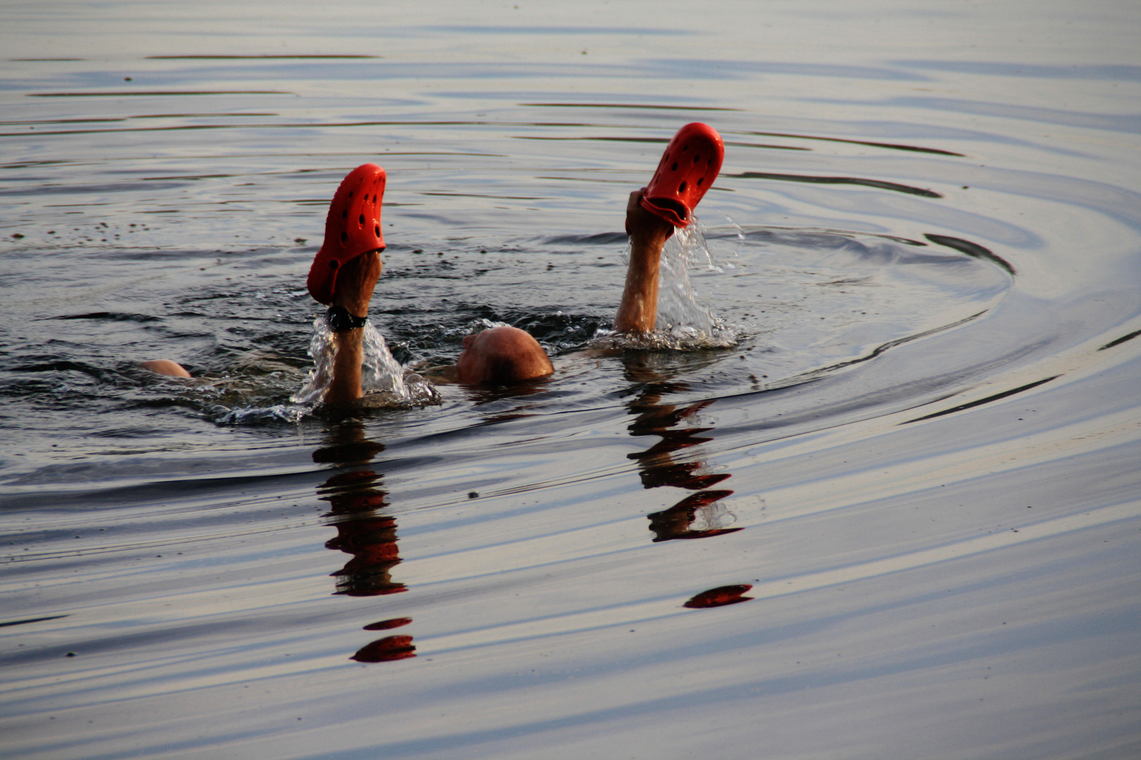 Früh Schwimmt wer ein harter Mann ist