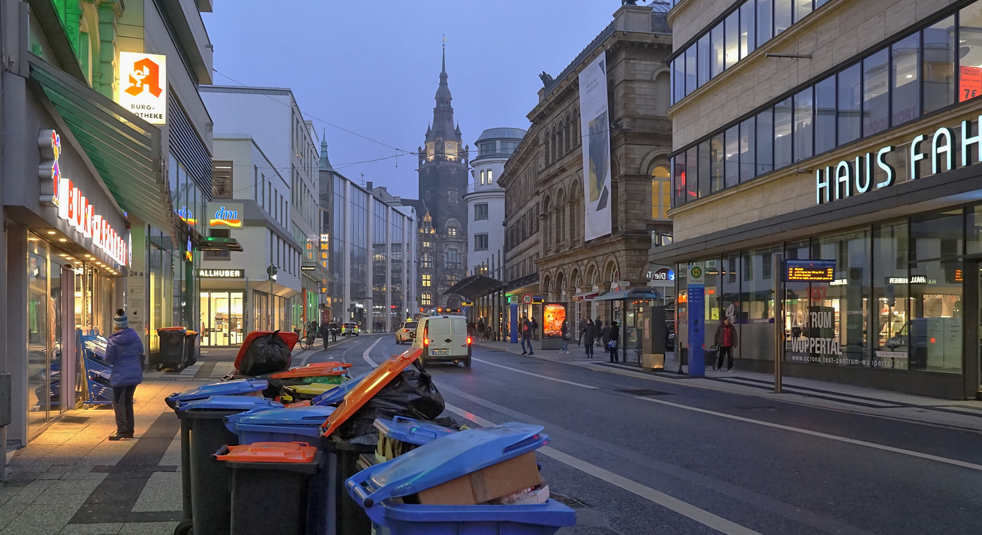 Früh um acht, die Stadt erwacht