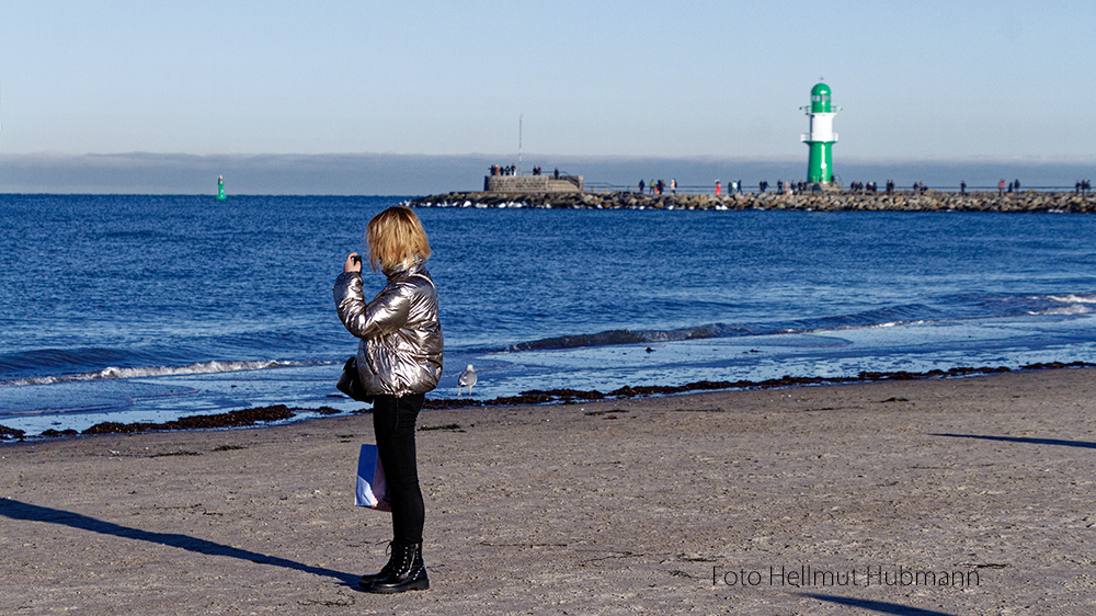 FRÜHER GAB ES AM MEER WELLENRAUSCHEN UND SCHREIENDE MÖWEN