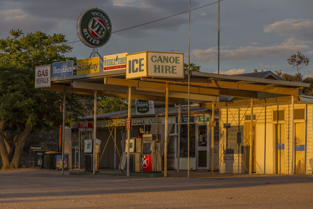 Früher mal letzte Tankstelle vor einer ganzen Weile gar nichts mehr ...