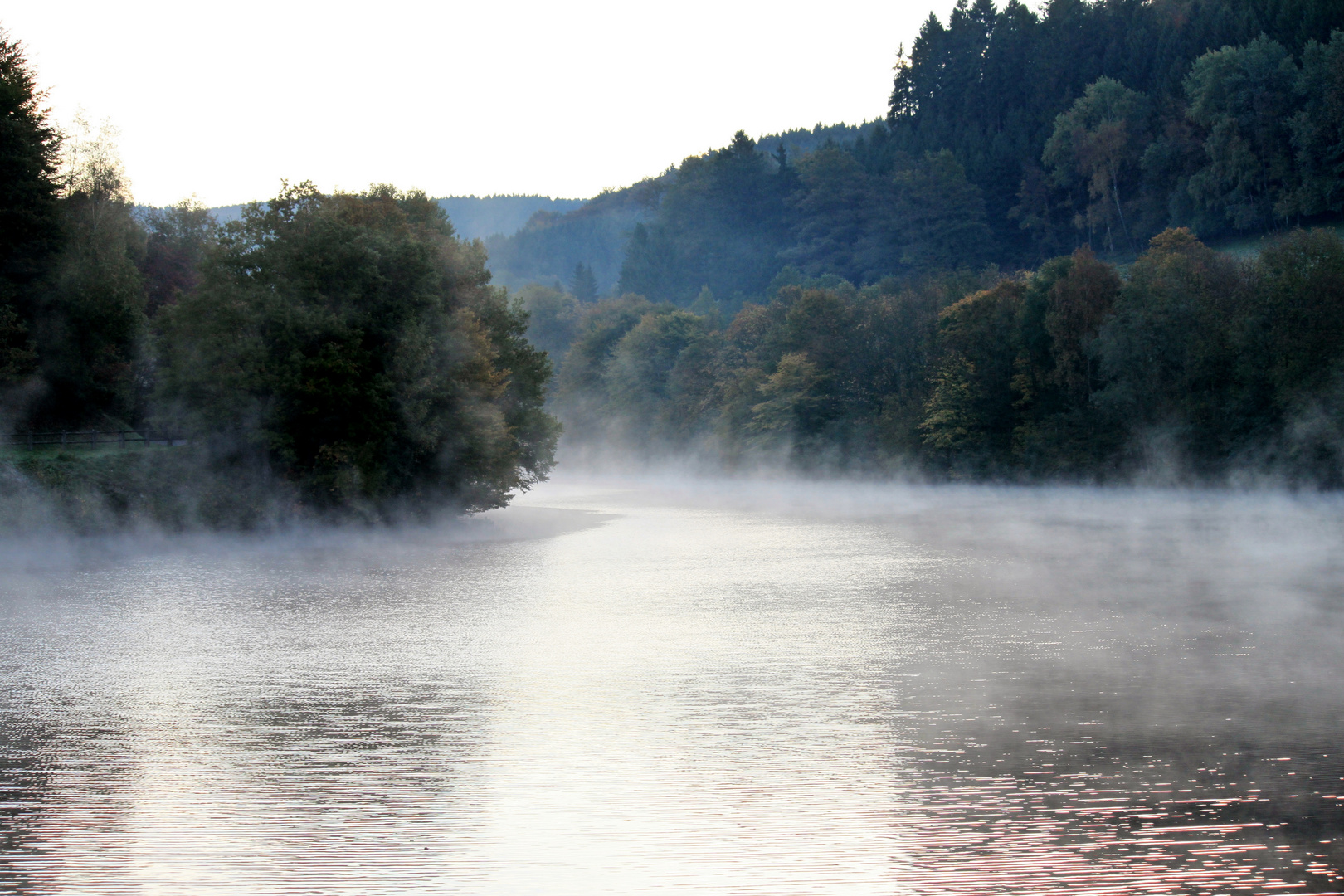 Früher Morgen am Biggesee