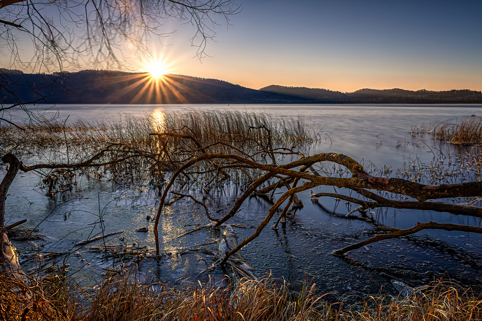 Früher Morgen am Laacher See