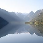 Früher Morgen am See