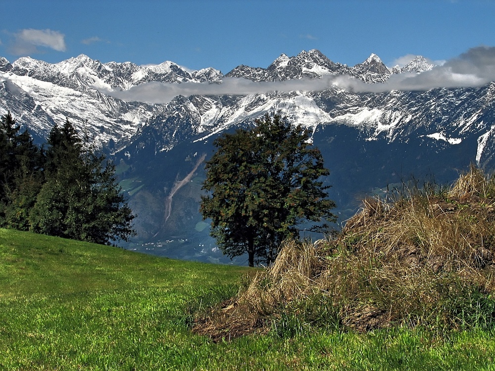 Früher Schnee im Frühherbst