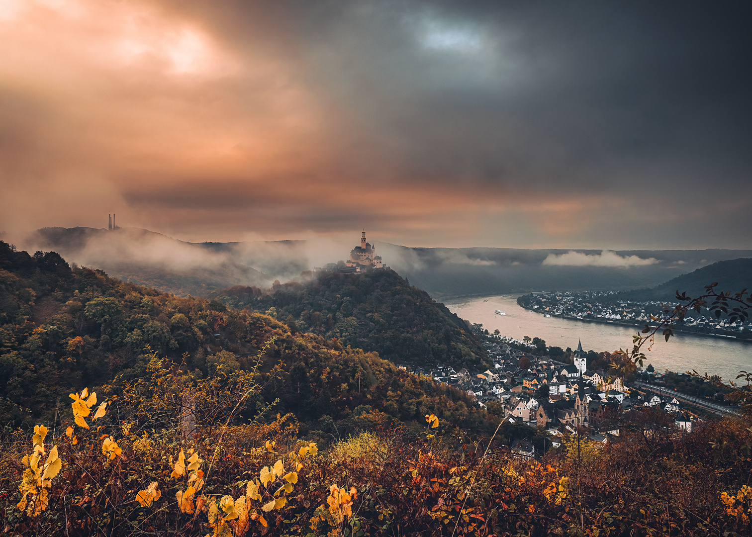 Frühherbst an der Marksburg