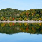 Frühherbstliche Spiegelung