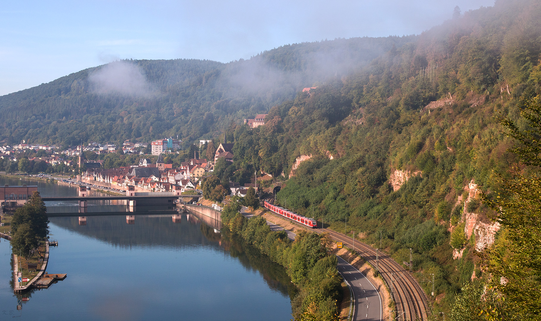 Frühherbstliches Neckartal