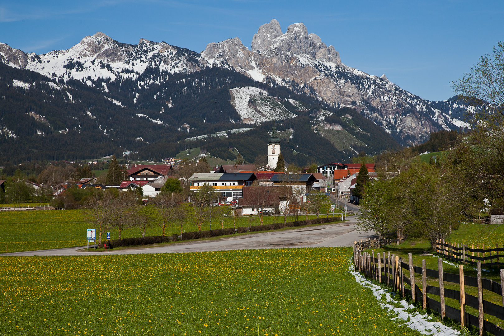 Frühjahr in den Bergen