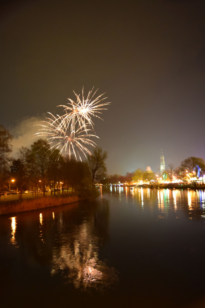 Frühjahrsdult_Feuerwerk2016