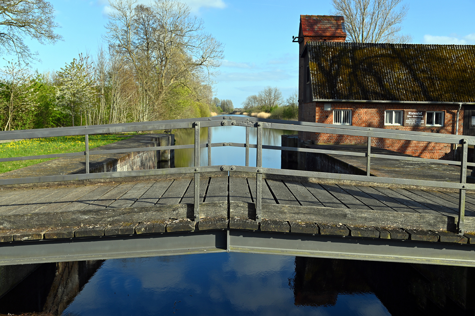 Frühling am alten Eiderkanal bei Kluvensiek