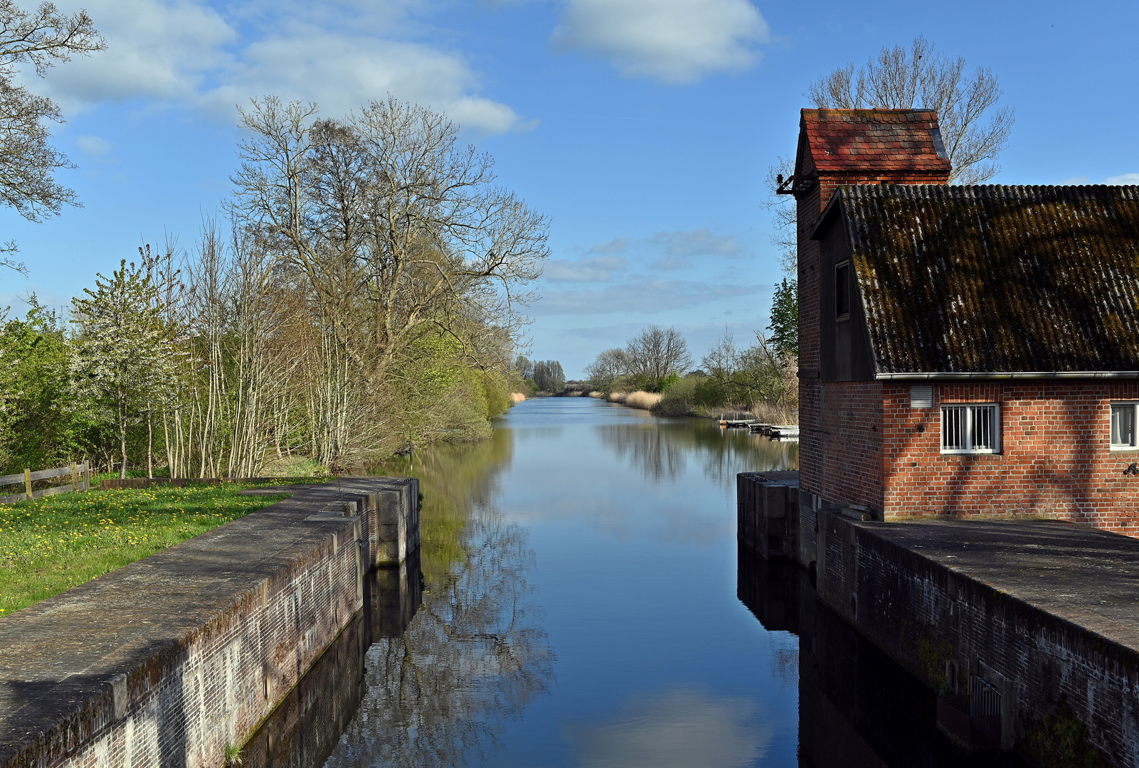 Frühling am alten Eiderkanal bei Kluvensiek