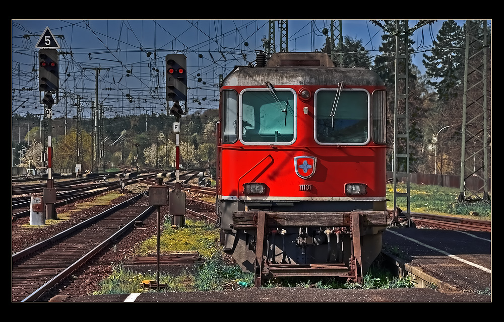 Frühling am Bahnhof