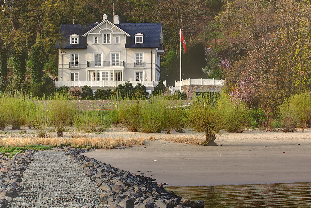 Frühling am Falkensteiner Ufer