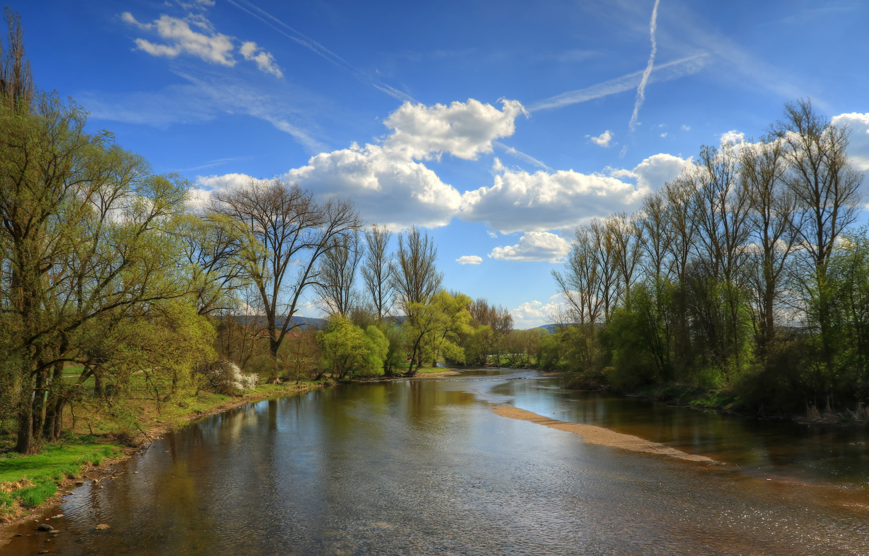 Frühling am Fluß