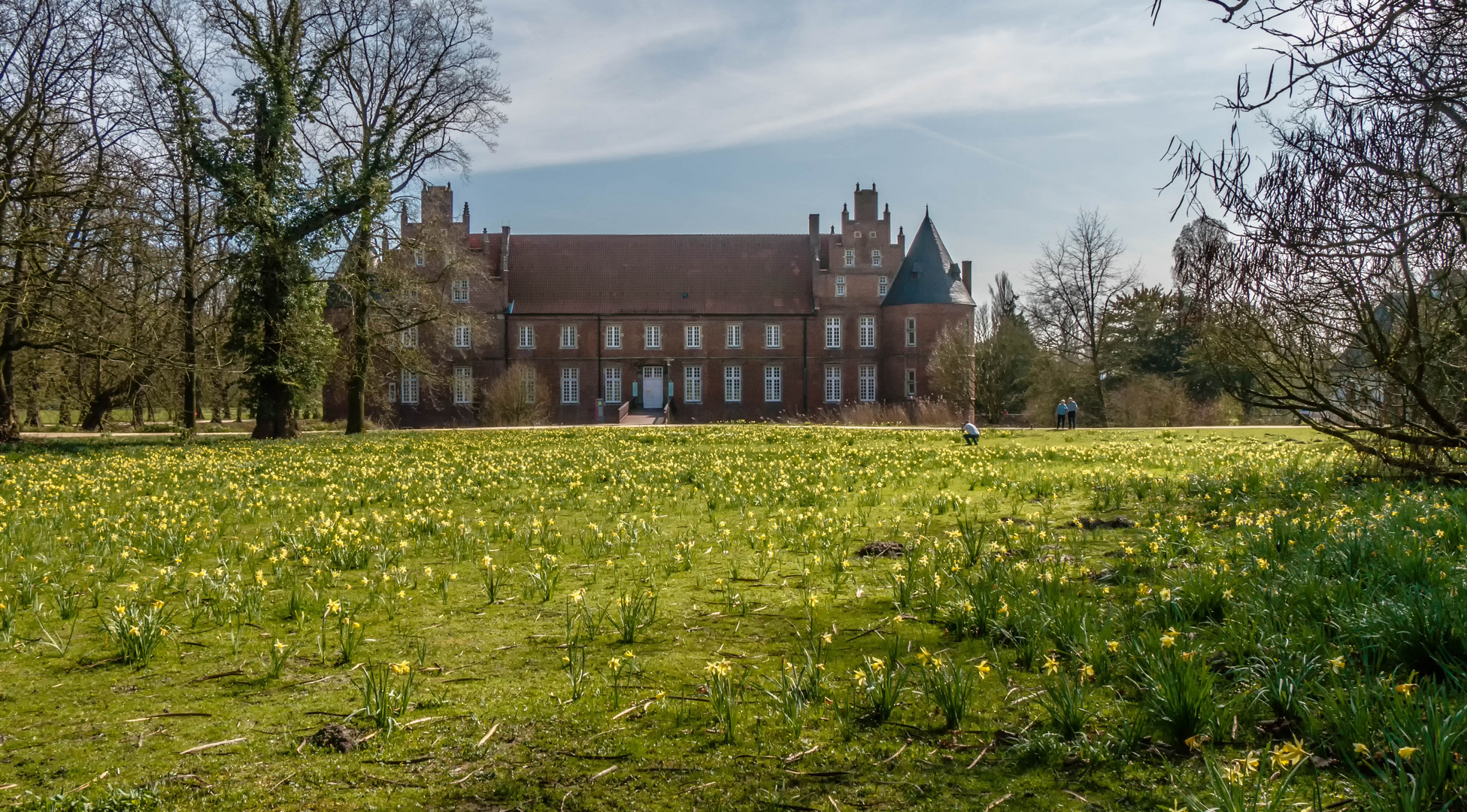 Frühling am Schloss