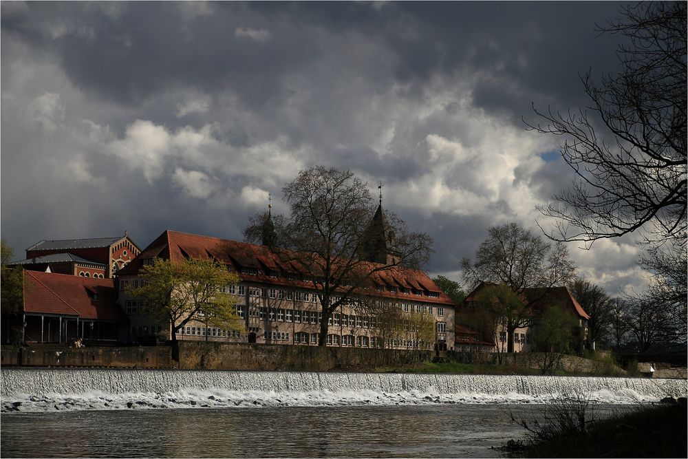 Frühling am Weserwehr